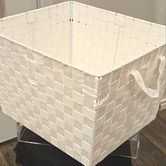 Simplify Woven Basket w/Handles- White - Picture 7 of 8